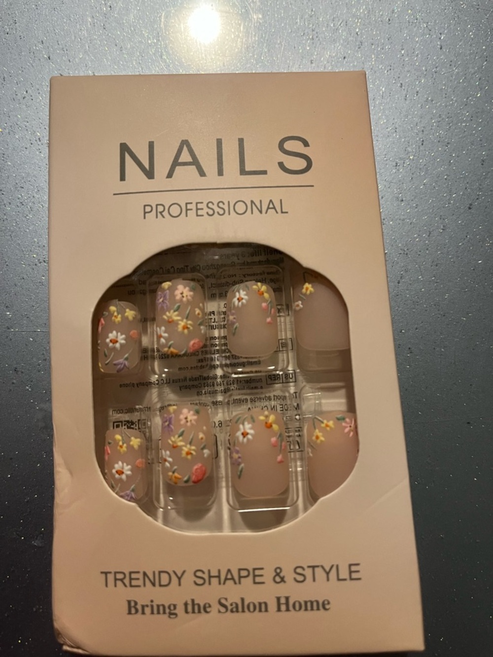 Floral Garden Nails NWT - Picture 4 of 4